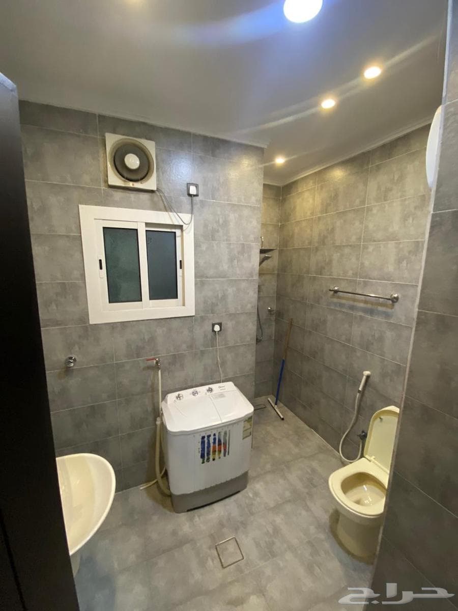 شقة 5 غرف في الشرائع 4