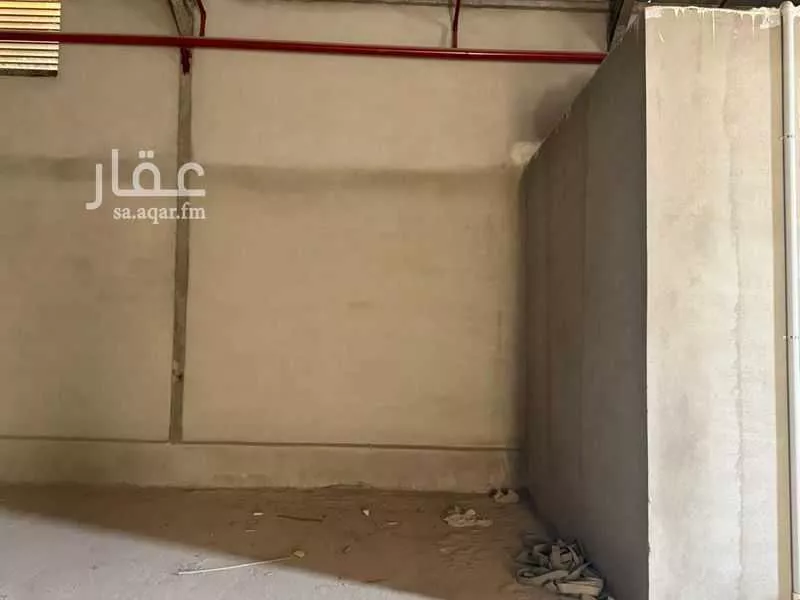 833 sqm warehouse in Al Marwa 4
