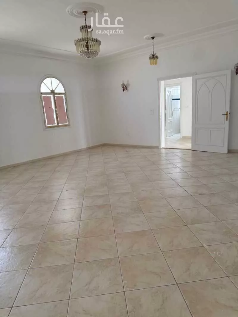 فيلا 10 غرف في المحمدية 4