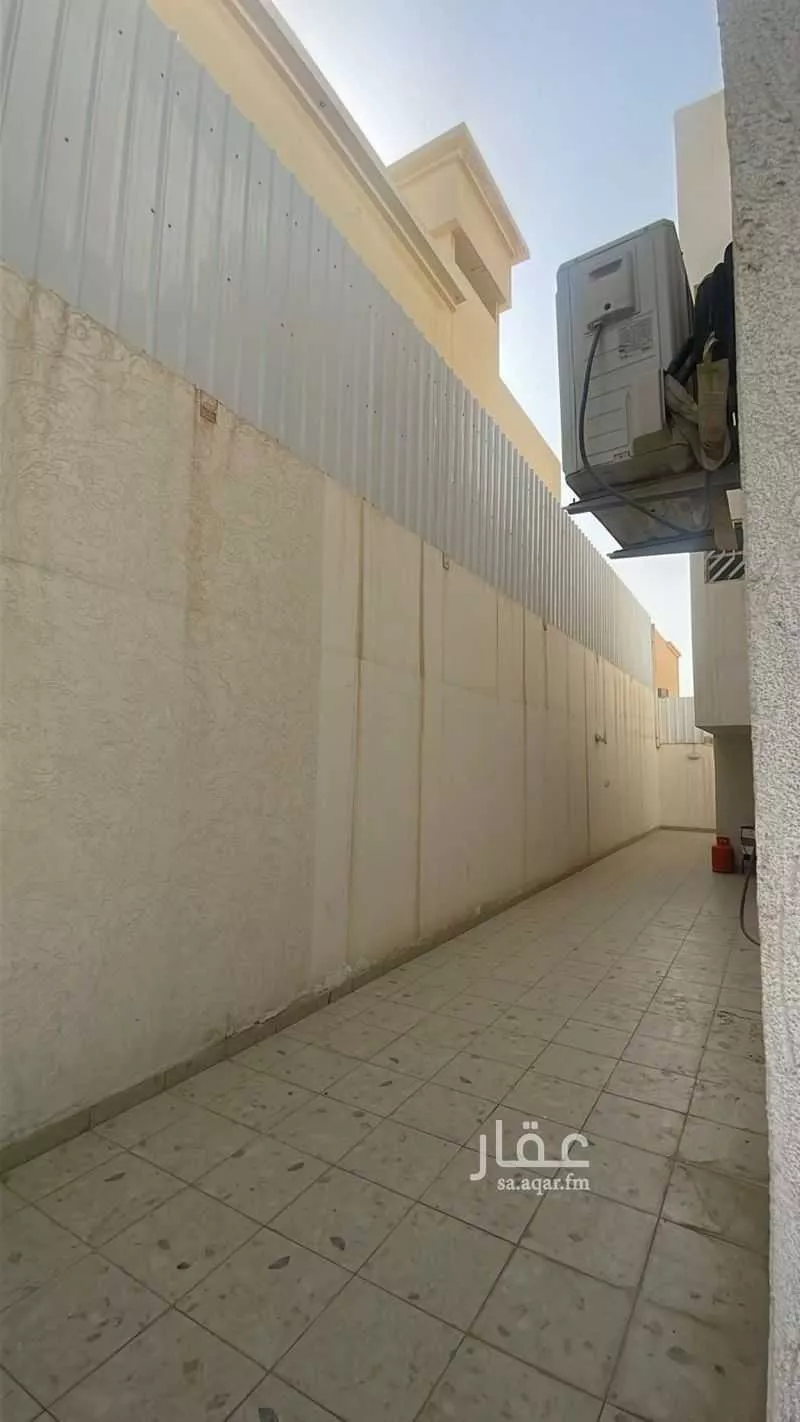 فيلا 8 غرف في الزهرة 7