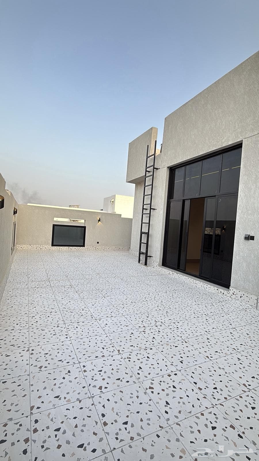 شقة 6 غرف في ولي العهد 3