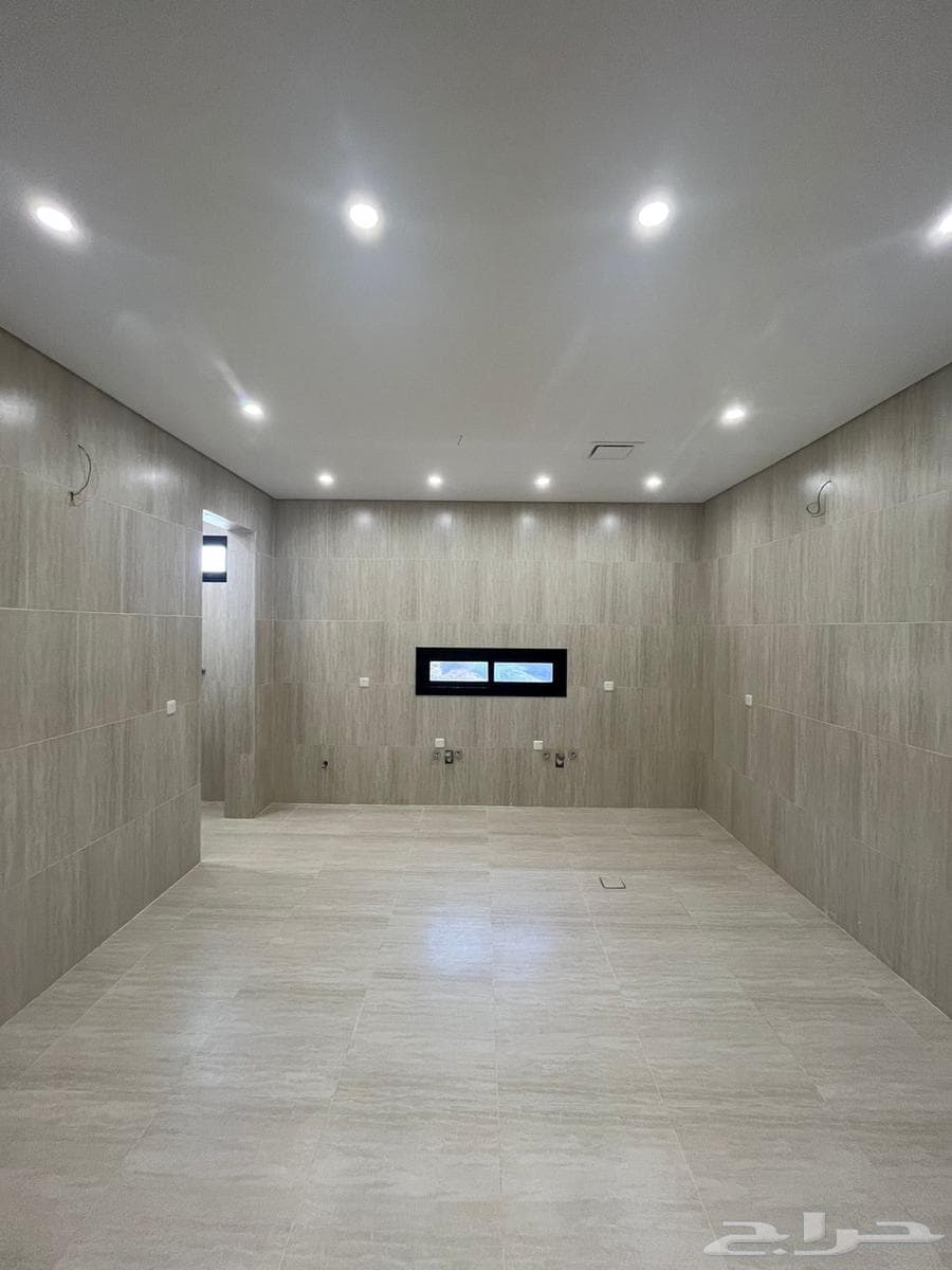 6 bedroom apartment in Wali Al Ahd 6