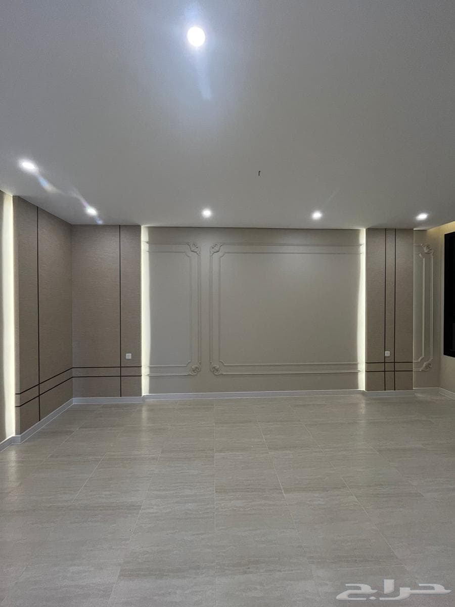 6 bedroom apartment in Wali Al Ahd 7