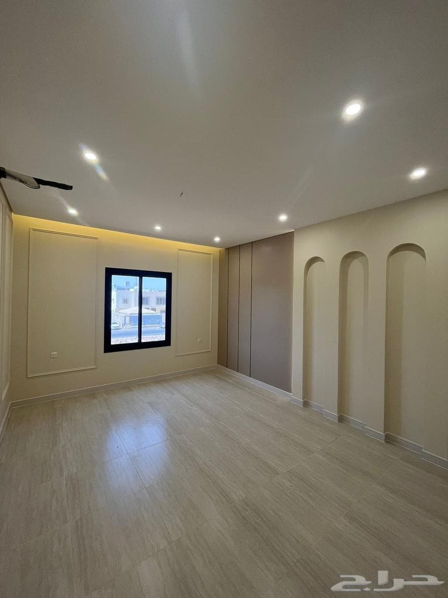 6 bedroom apartment in Wali Al Ahd 10
