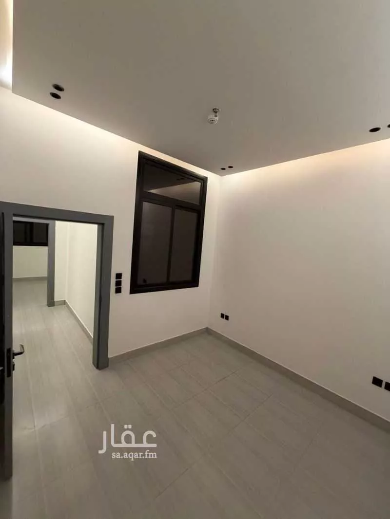 3 bedroom apartment in Al Yarmouk 3