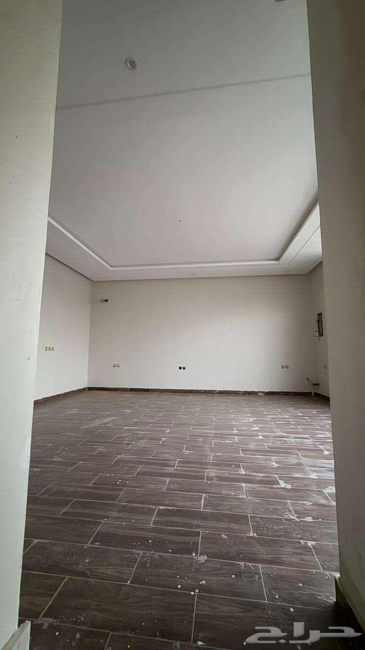 فيلا 10 غرف في ولي العهد 27