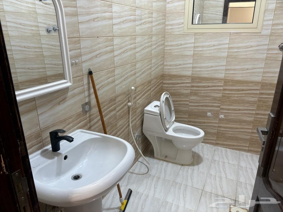 2 bedroom apartment in Al Salam 11