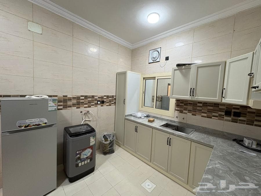 2 bedroom apartment in Al Salam 9