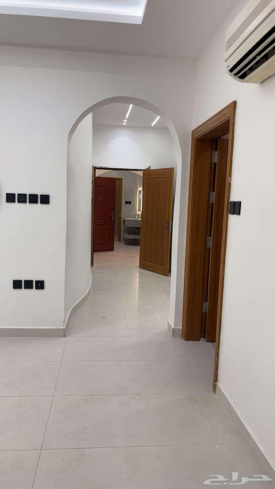 4 bedroom apartment in Bir Uthman 4