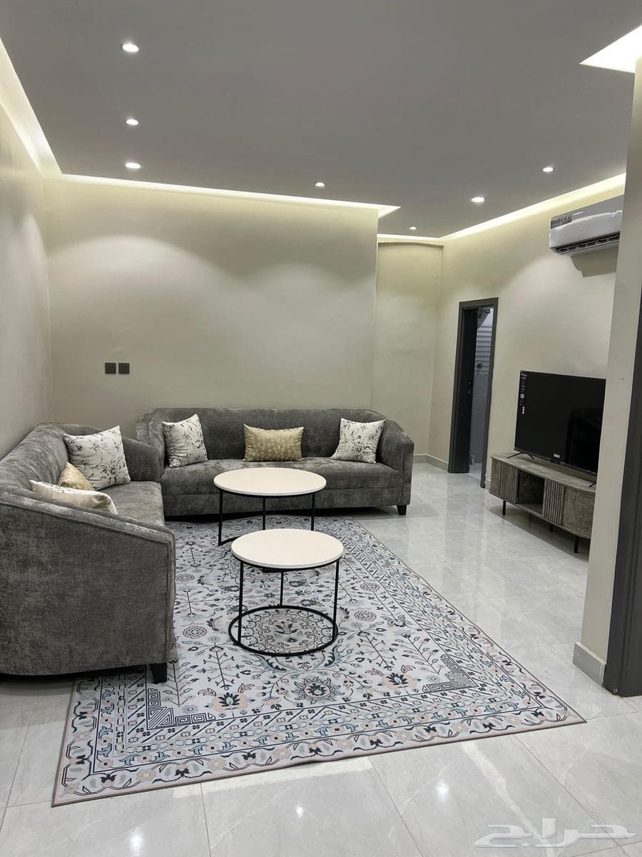 8 bedroom apartment in Al Areedh 1
