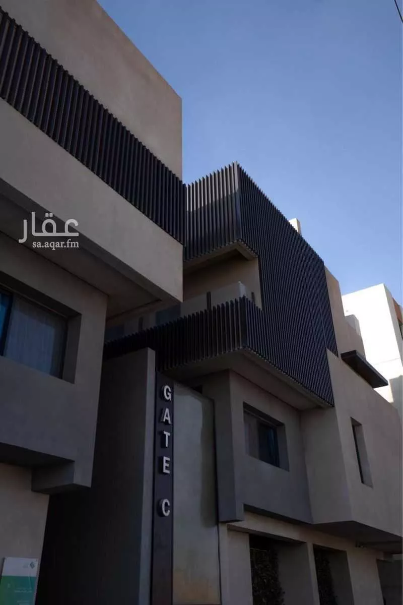 شقة 4 غرف في الرمال 3