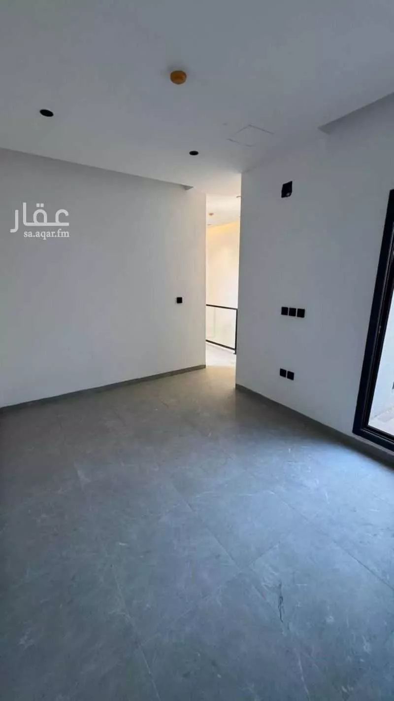 شقة 4 غرف في الرمال 7