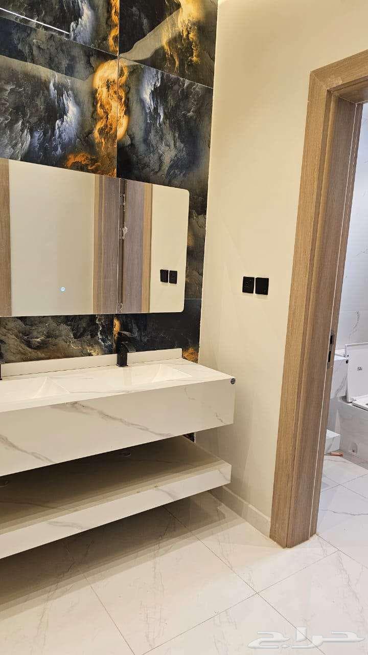 شقة 5 غرف في الرانوناء 4