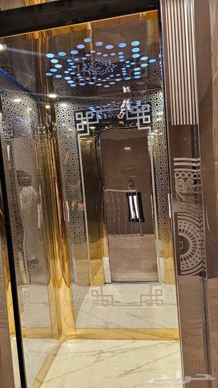 شقة 5 غرف في الرانوناء 8