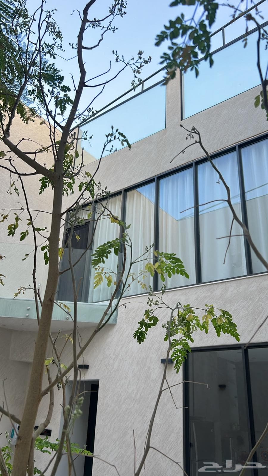 فيلا  في الاناهي 5