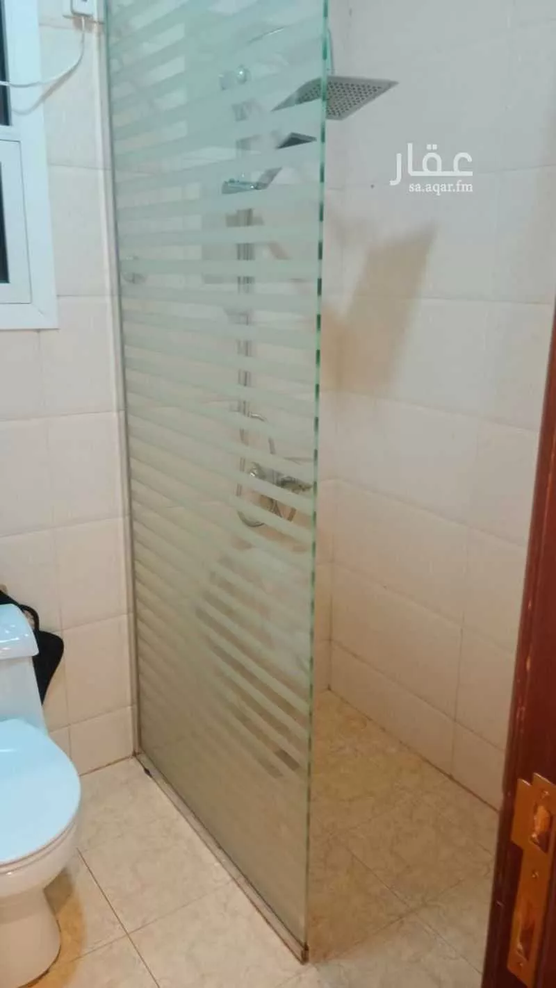 3 bedroom apartment in Al Malqa 8