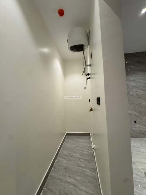 شقة 4 غرف في الحمرا 14