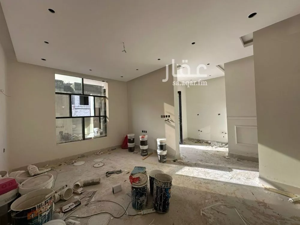 فيلا 7 غرف في الأمواج 2