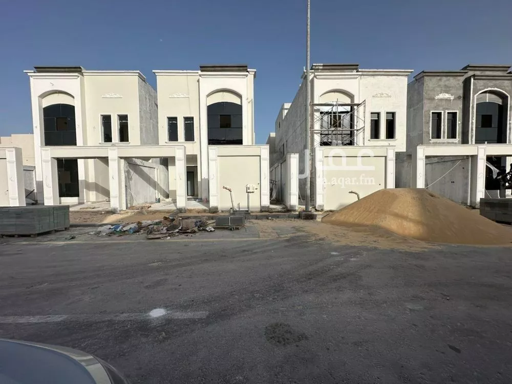 فيلا 7 غرف في الأمواج 7