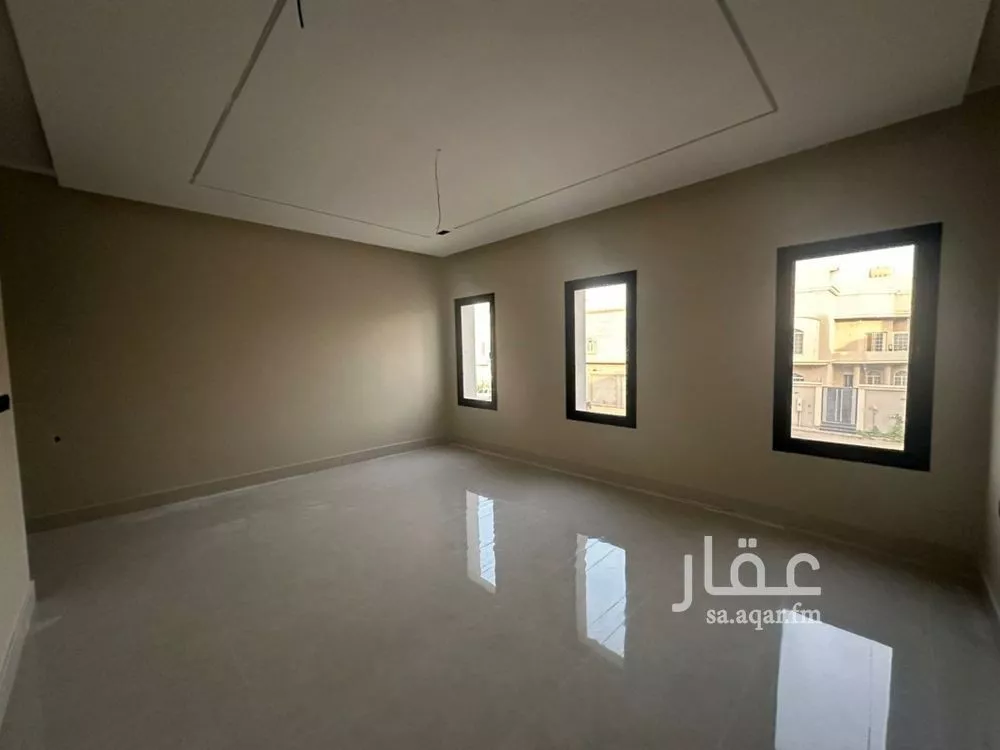 فيلا 7 غرف في الشراع 11