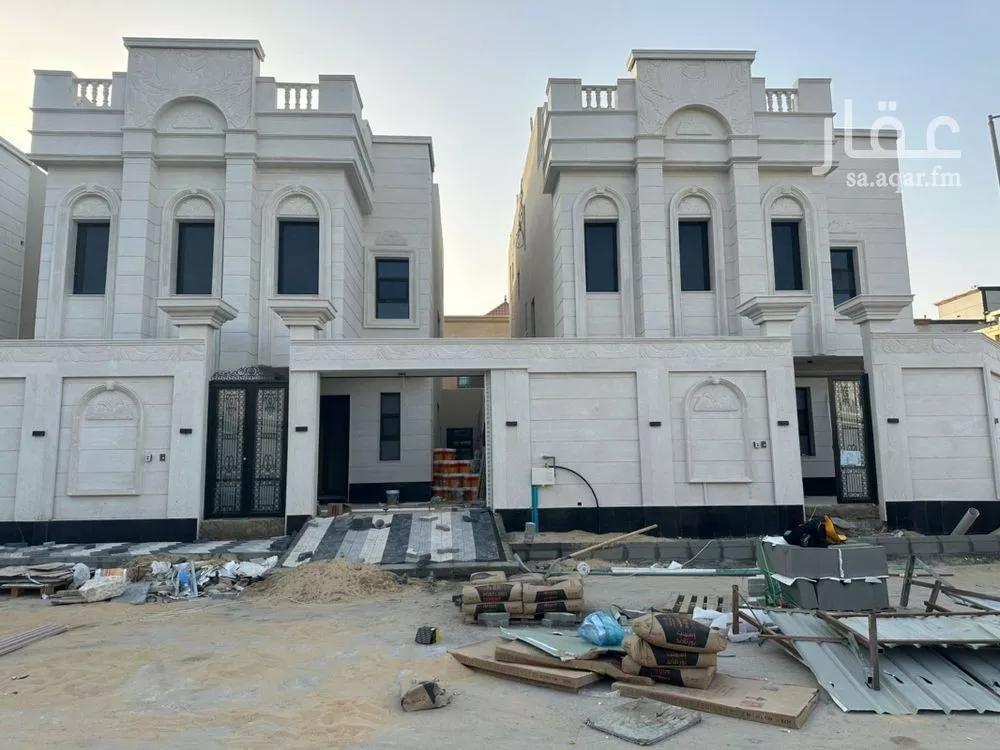 فيلا 7 غرف في الشراع 5