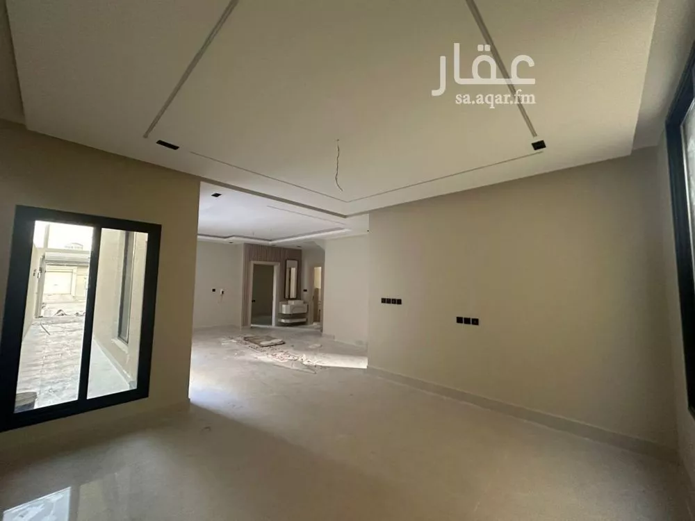 فيلا 7 غرف في الشراع 6