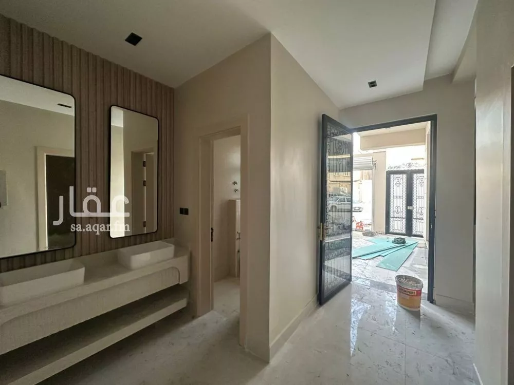 فيلا 7 غرف في الشراع 7