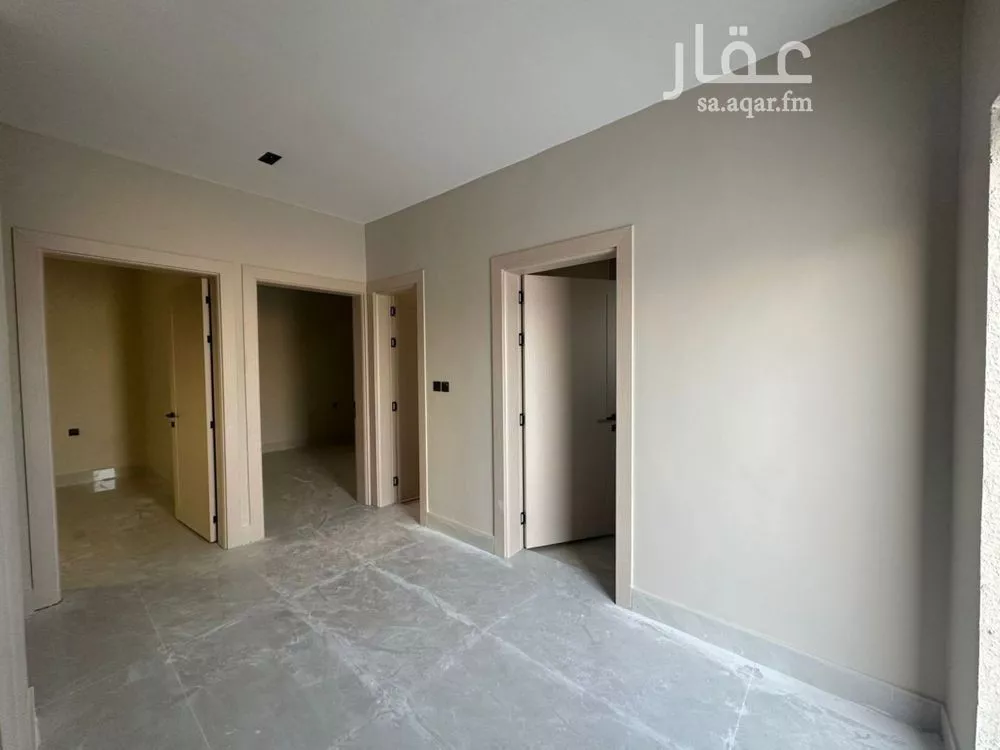 فيلا 7 غرف في الشراع 8