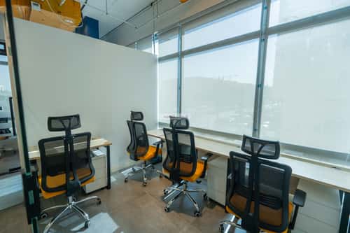 9000 sqm office in As Suwaidi 1