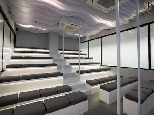 9000 sqm office in As Suwaidi 12