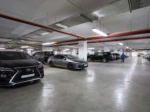 9000 sqm office in As Suwaidi 14