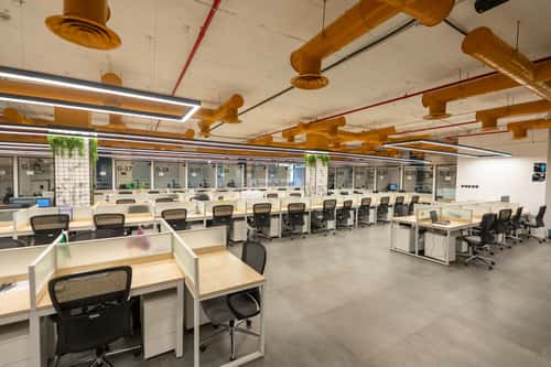 9000 sqm office in As Suwaidi 4