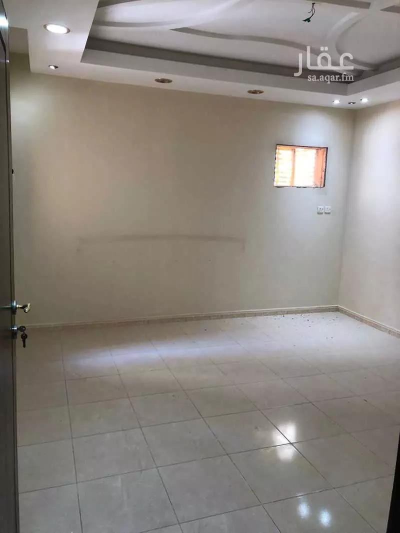 شقة 4 غرف في الحمراء و ام الجود 5