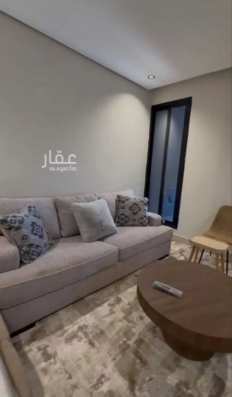 شقة 1 غرف في الخور 3