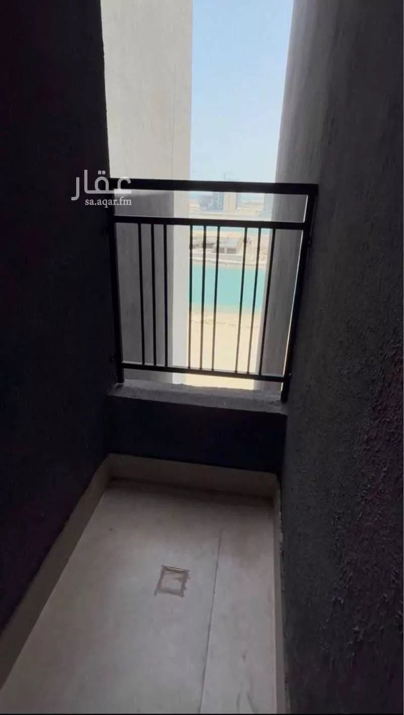 شقة 1 غرف في الخور 4