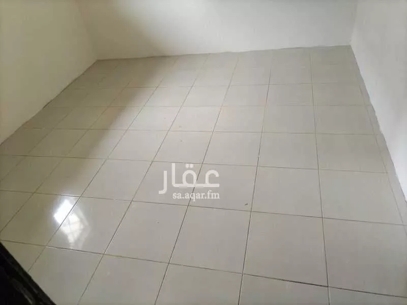 عمارة 325 م² في الثقبة 11