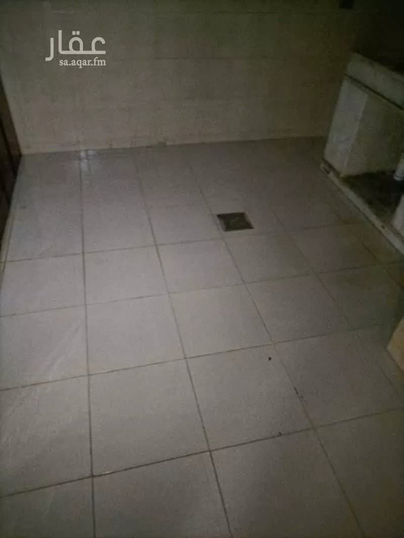 عمارة 325 م² في الثقبة 7