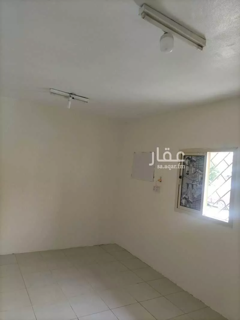 عمارة 325 م² في الثقبة 9