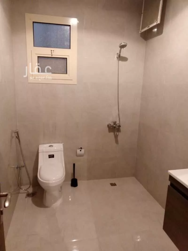 شقة 3 غرف في الملقا 7