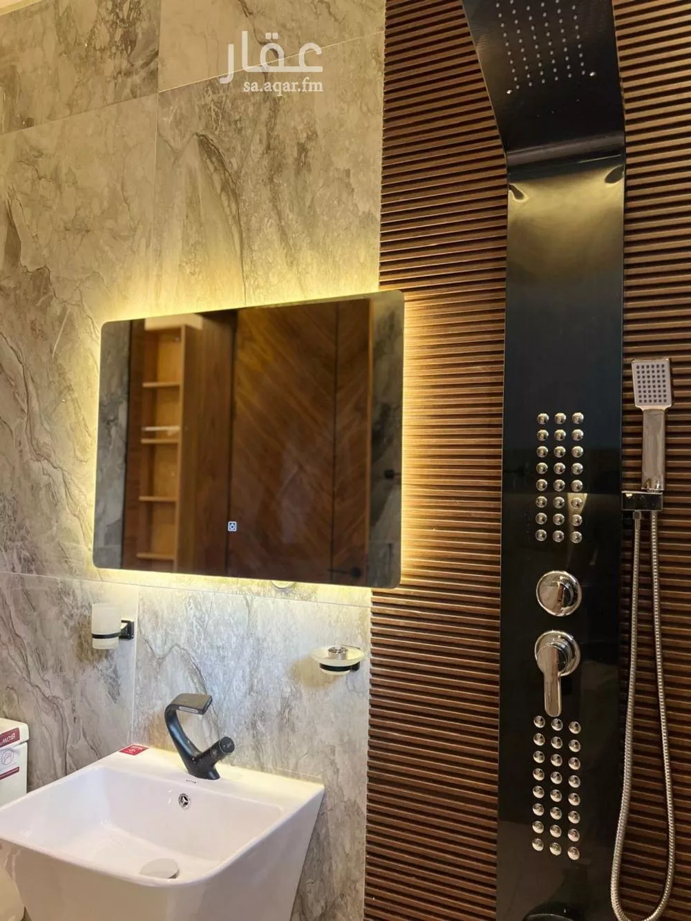 فيلا 6 غرف في المنارات 17