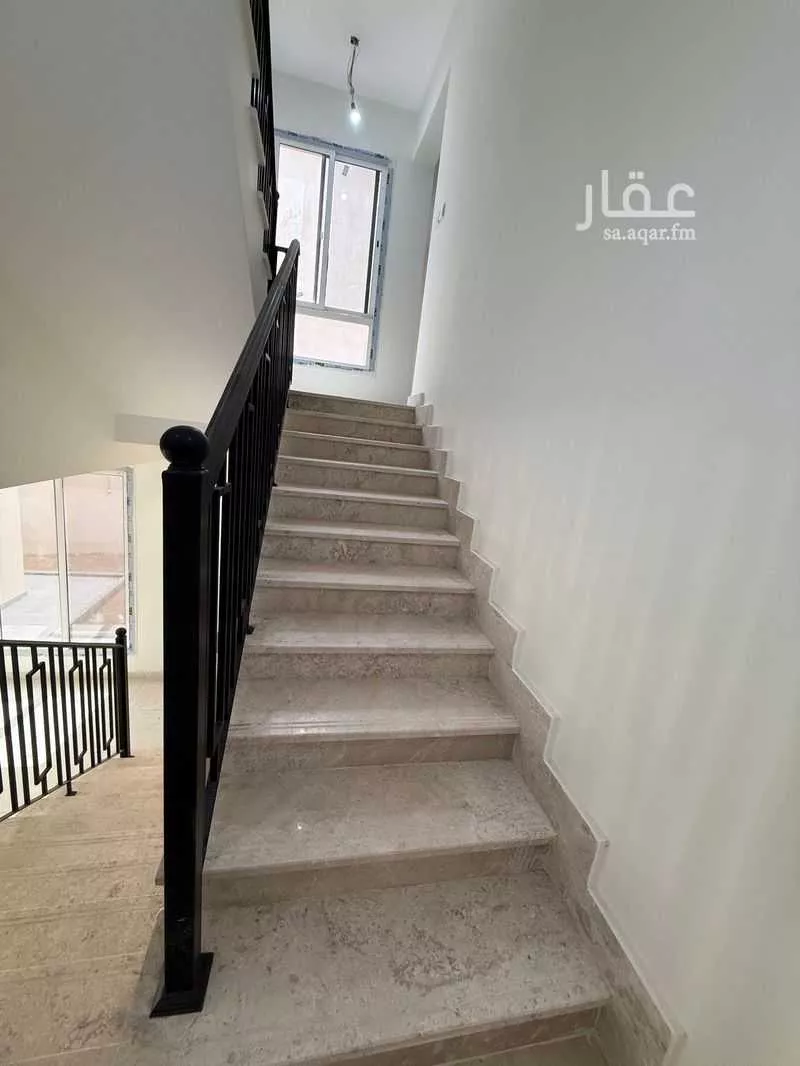 فيلا 6 غرف في الفلاح 17