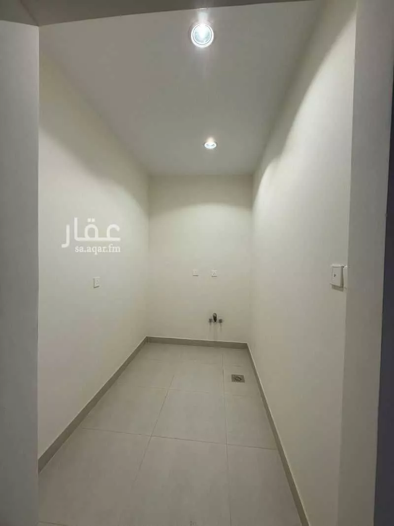 فيلا 6 غرف في الفلاح 10