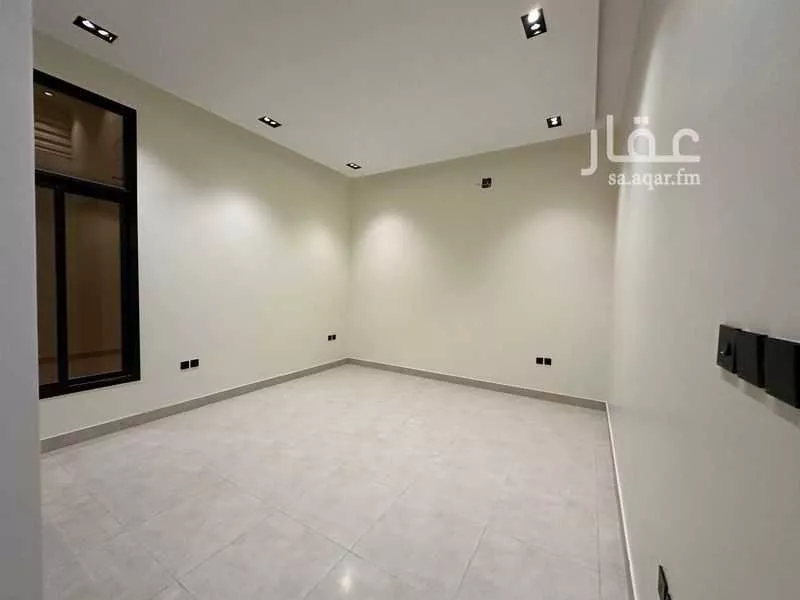 دور 4 غرف في المونسية 12