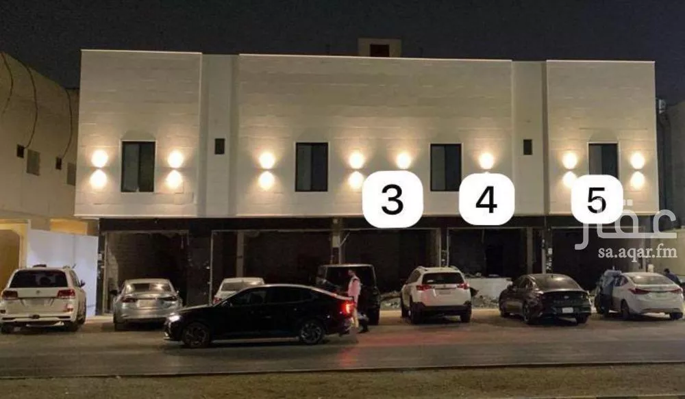 محل 40 م² في المروج