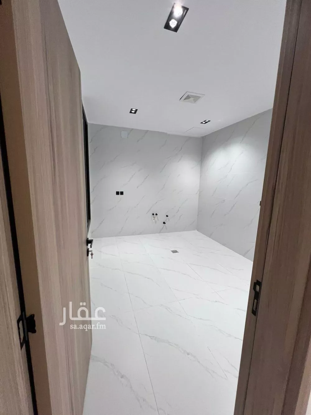 دور 3 غرف في النظيم 8