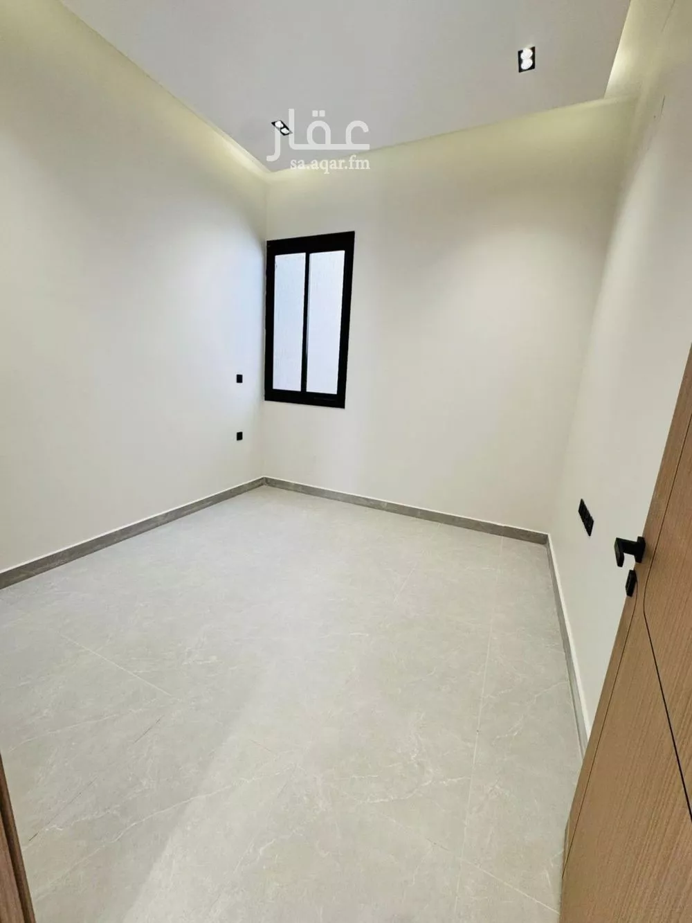 دور 4 غرف في الملك فيصل 13