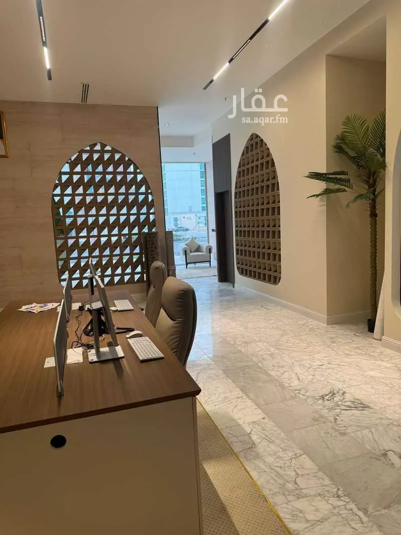 محل 260 م² في العليا 3