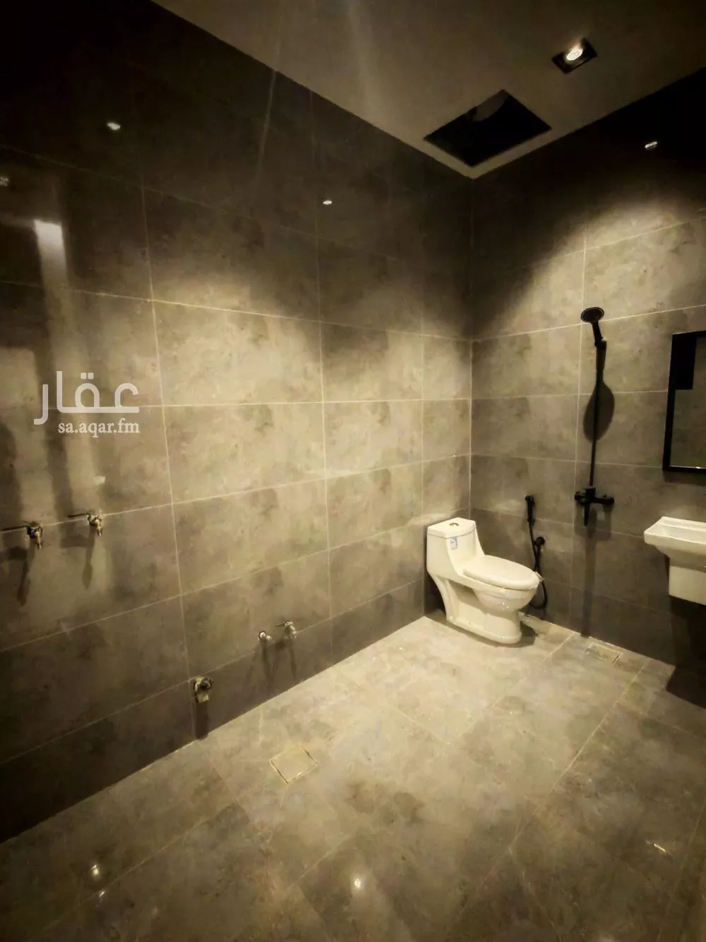 دور 3 غرف في المونسية 14