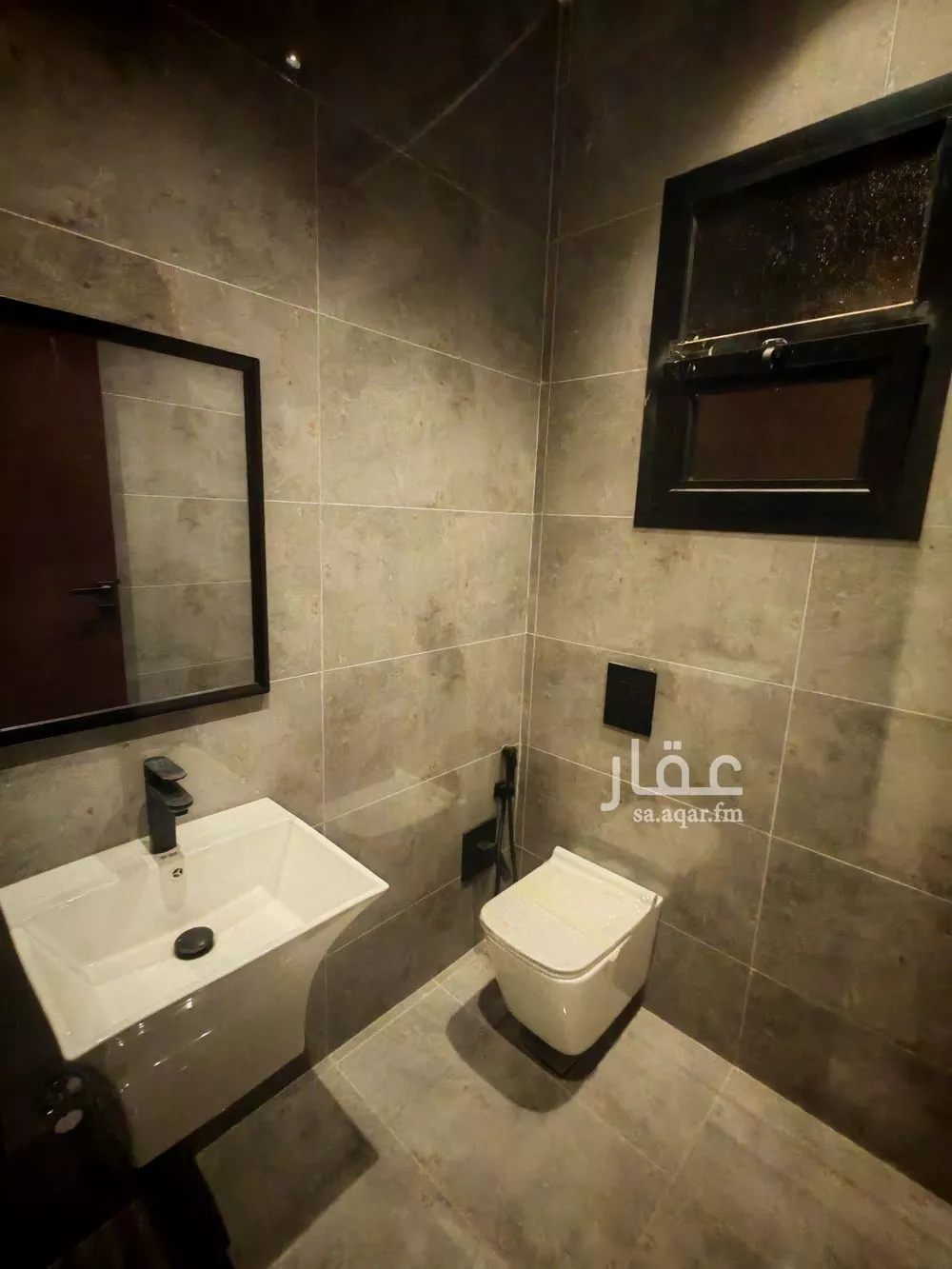 دور 3 غرف في المونسية 18