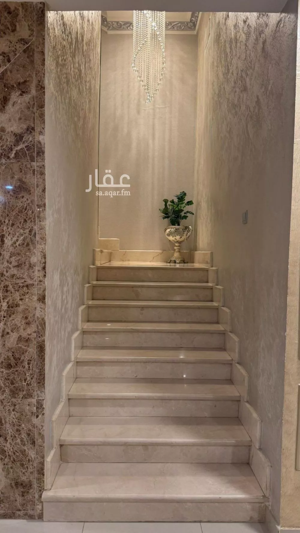 عمارة 450 م² في الشراع 6